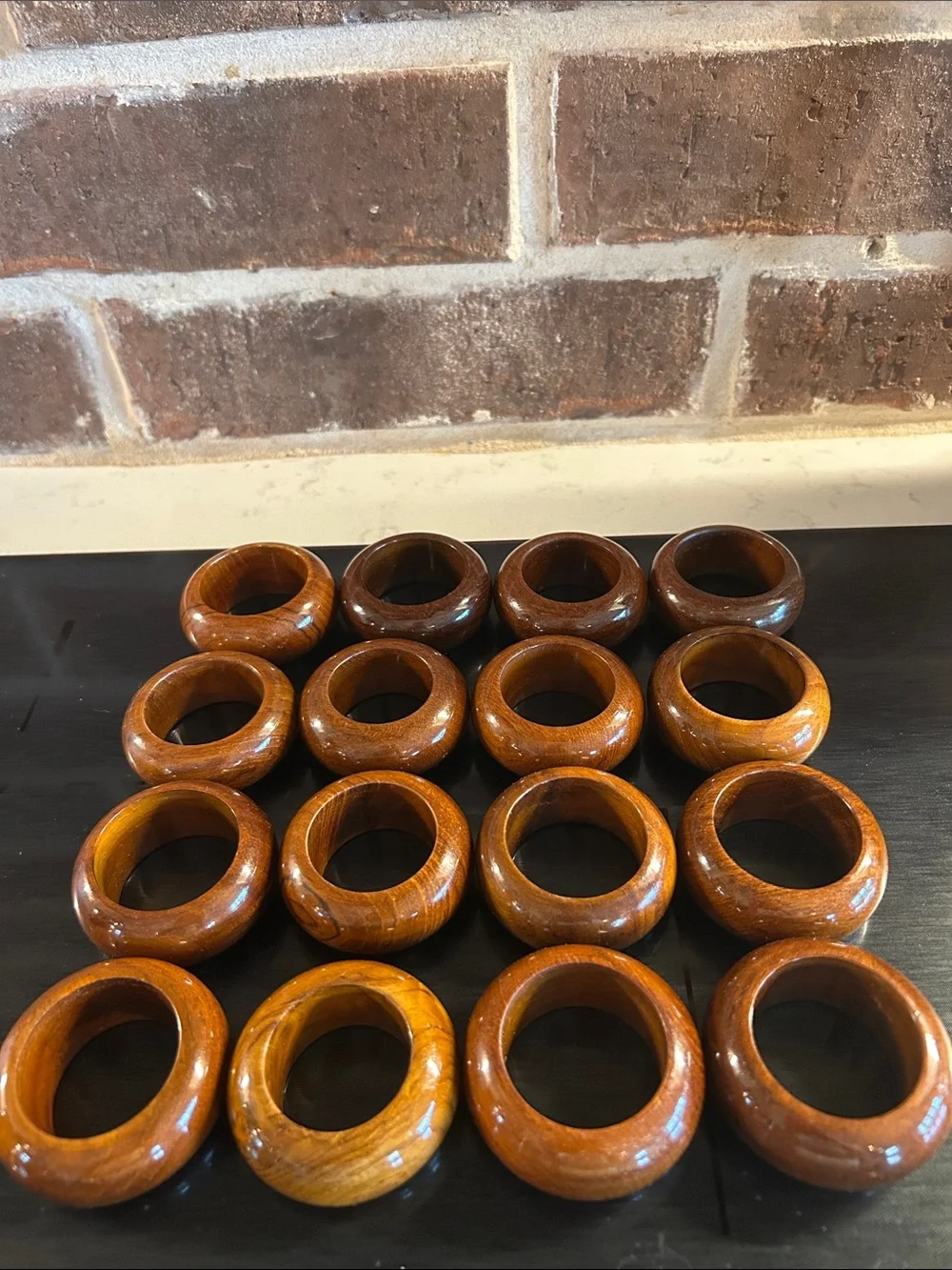 16 Wooden Napkin Rings